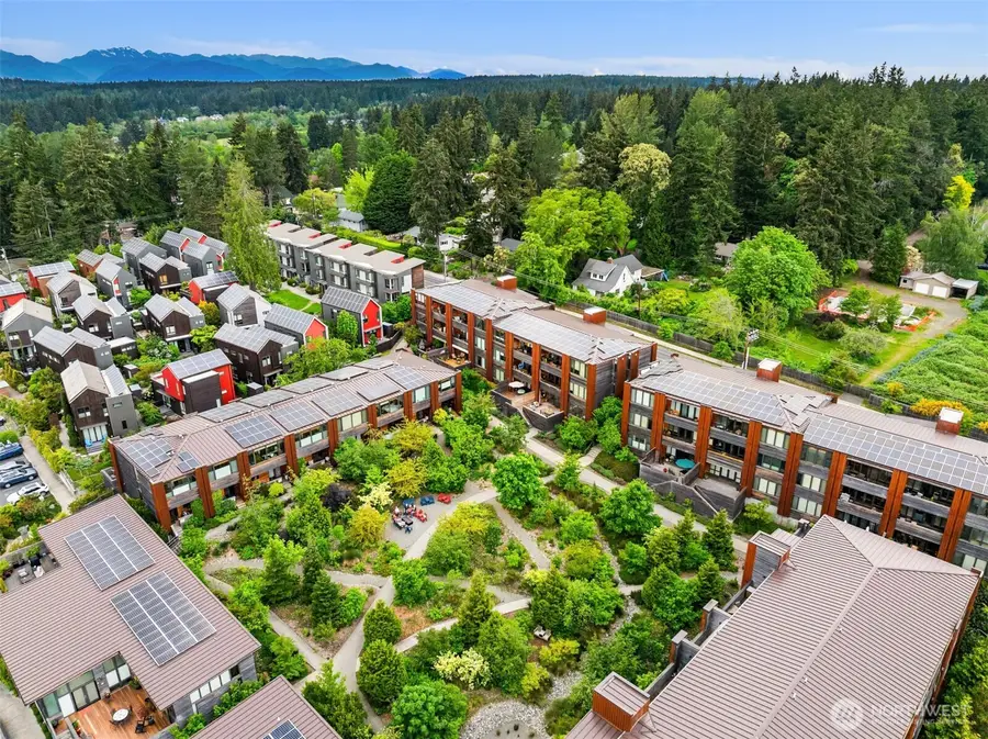 211 Wyatt Way Nw #B204, Bainbridge Island, WA 98110 - #3