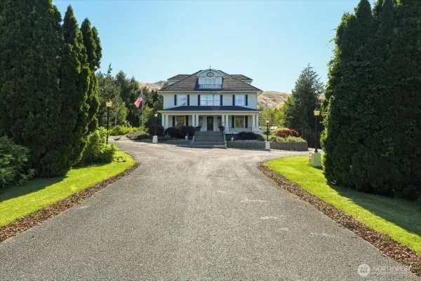 5397 Hughes Road, Cashmere, WA 98815