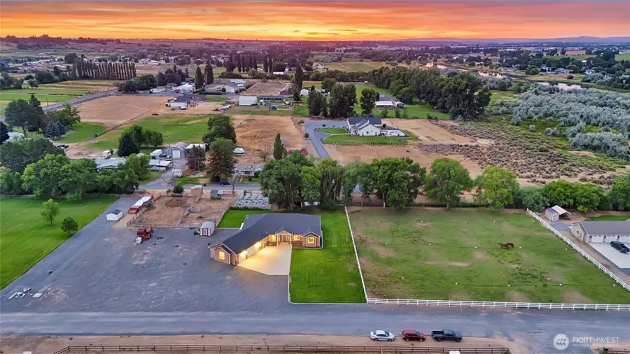 10875 Road 5.6 Ne, Moses Lake, WA 98837 - #2