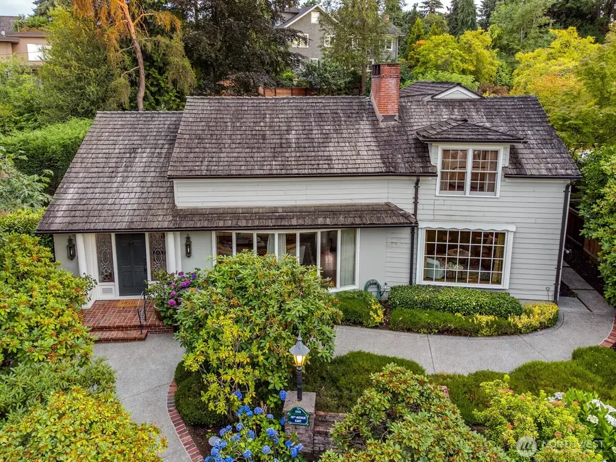 2109 38th Avenue E, Seattle, WA 98112 - #2