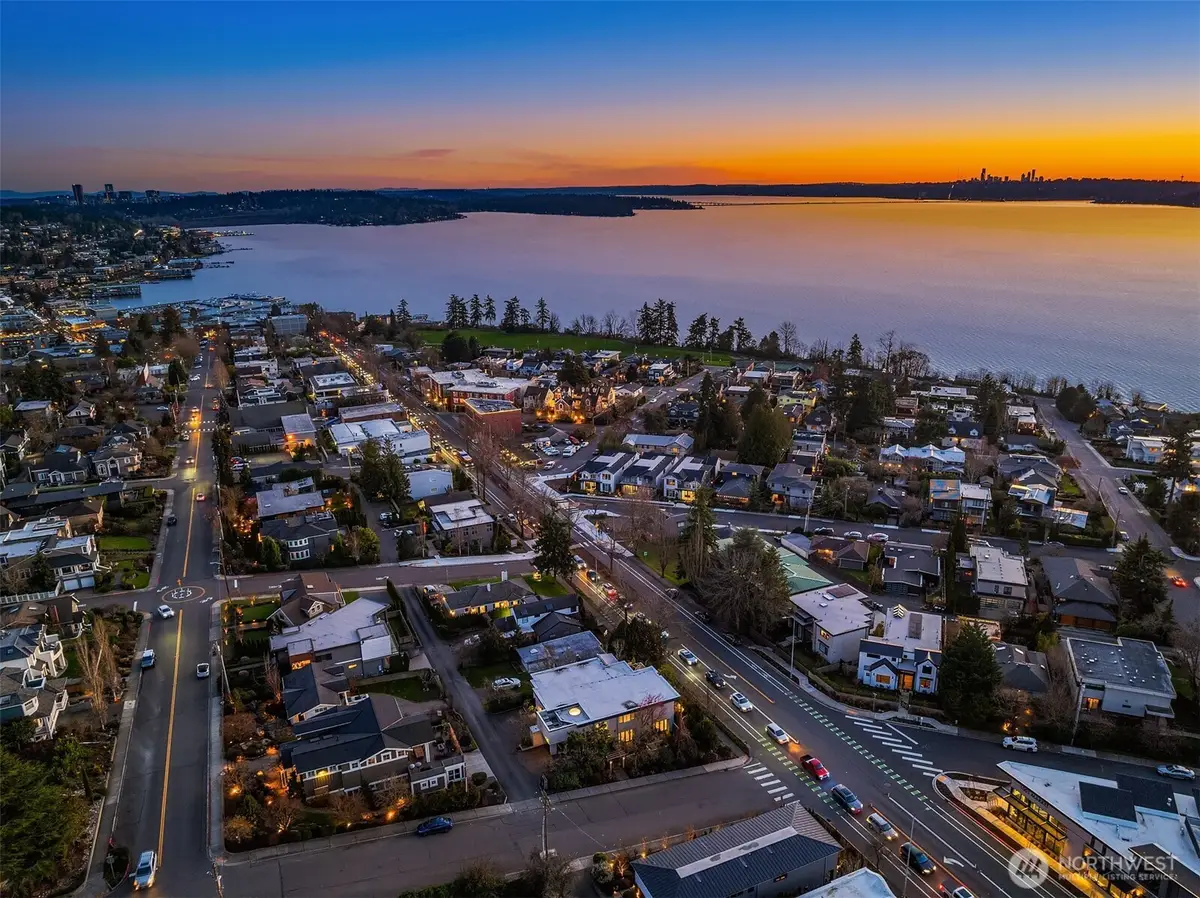 7 10th Avenue, Kirkland, WA 98033 - #1