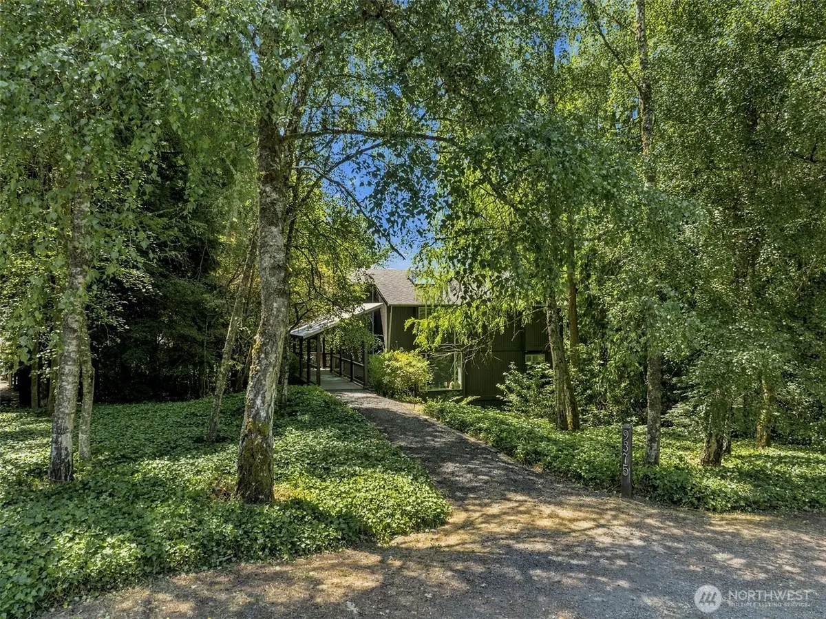 9375 NE Eric Avenue, Bainbridge Island, WA 98110 - #1