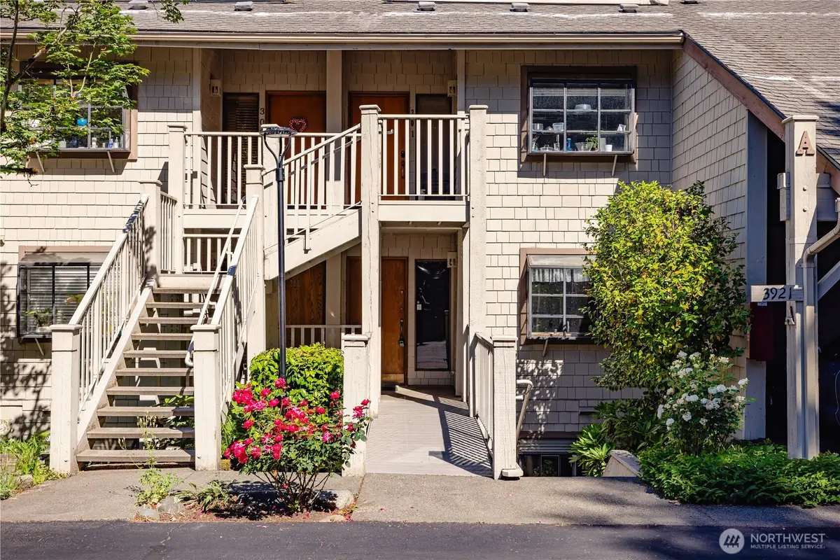 3921 108th Avenue Ne #201A, Bellevue, WA 98004 - #1
