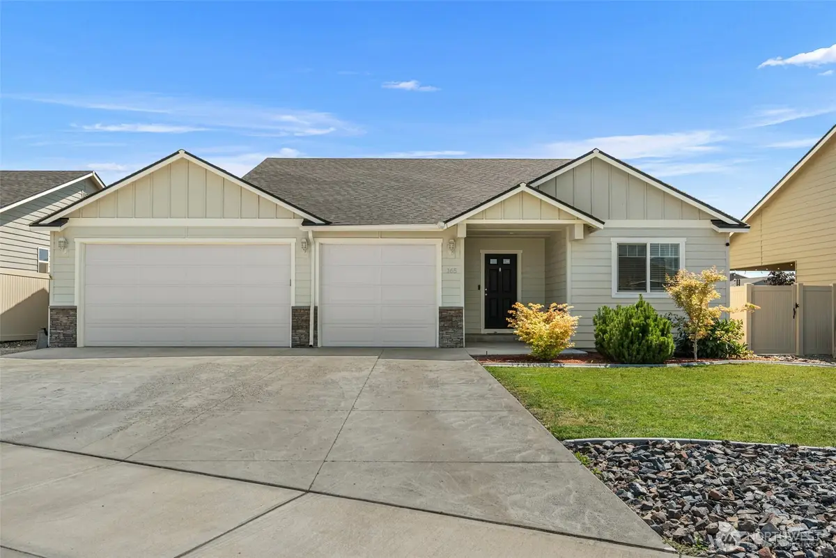 165 S Mystical Avenue, East Wenatchee, WA 98802 - #1