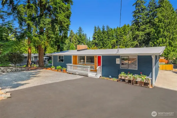 18210 Dayton Avenue N, Shoreline, WA 98133