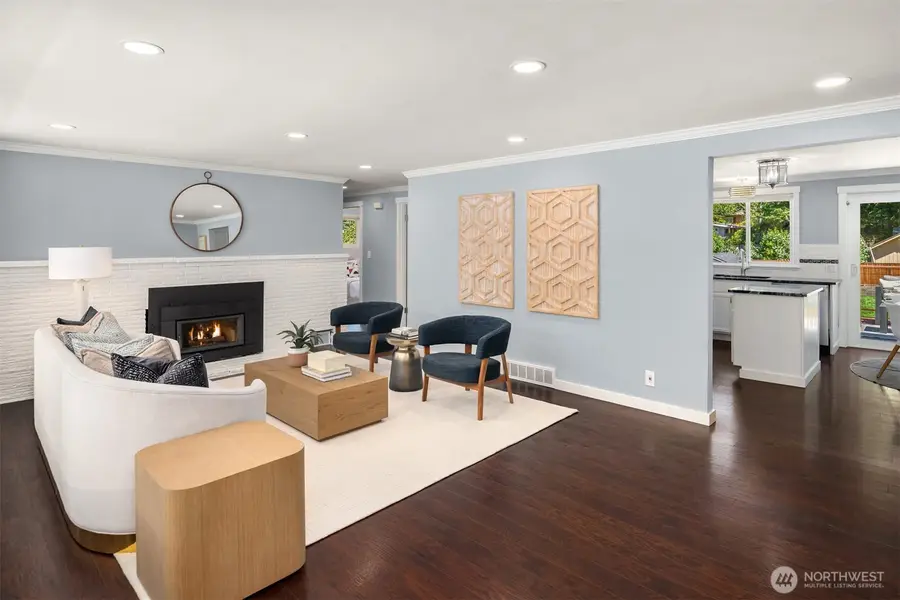 18210 Dayton Avenue N, Shoreline, WA 98133 - #2