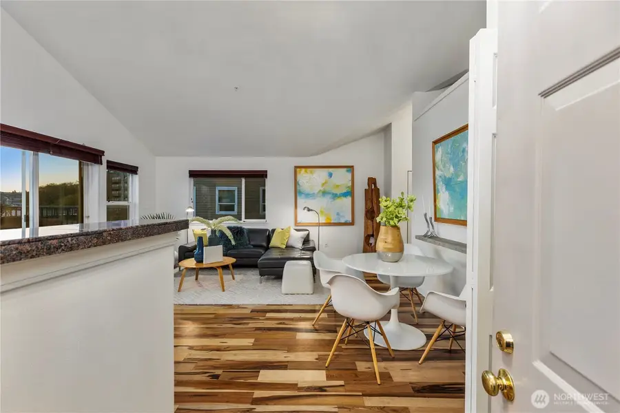 524 6th Avenue W #407, Seattle, WA 98119 - #2