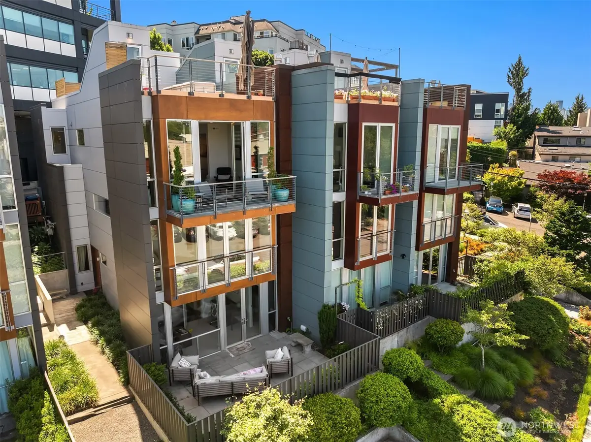 2804 Fairview Avenue E, Seattle, WA 98102 - #1