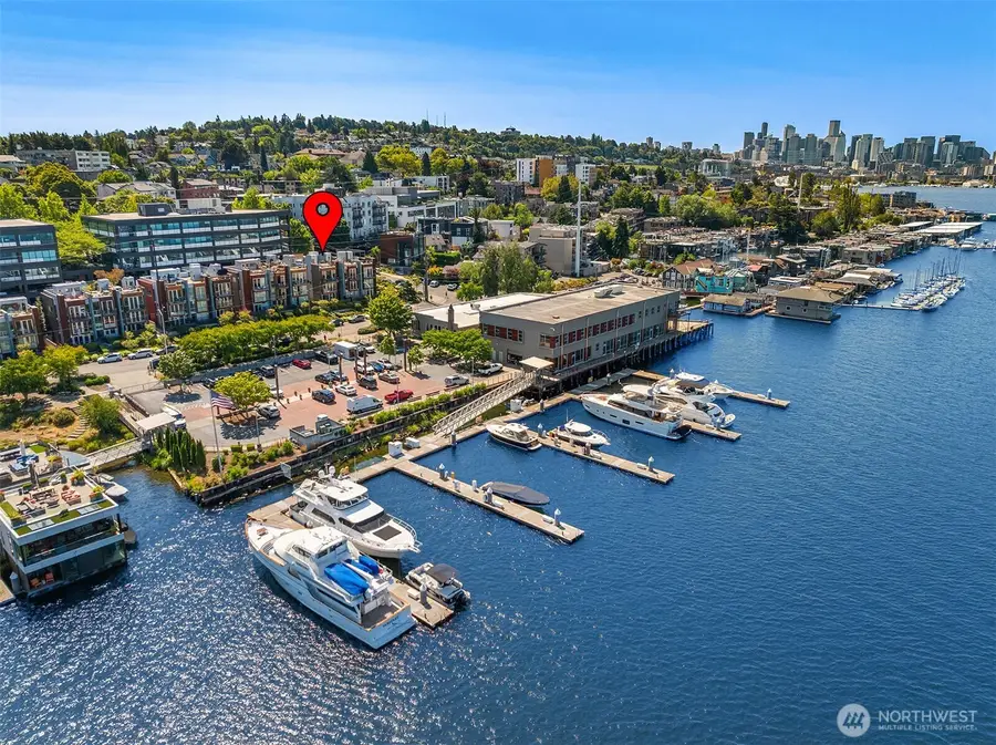 2804 Fairview Avenue E, Seattle, WA 98102 - #3