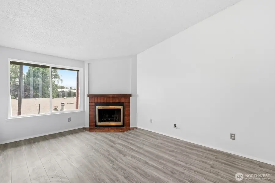 4002 S 158th Street, Tukwila, WA 98188 - #3