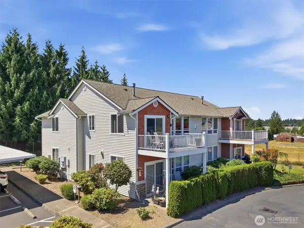 800 96th Avenue Ne #J202, Lake Stevens, WA 98258