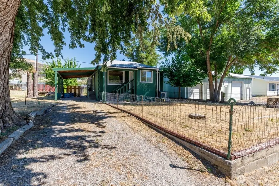 214 A Street, Grand Coulee, WA 99133 - #2