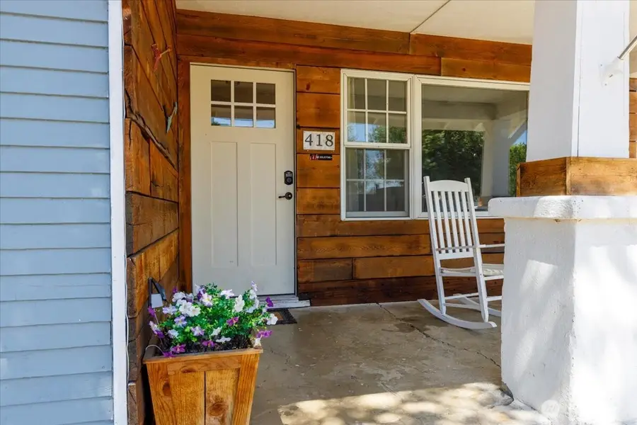 418 W Chestnut Street, Almira, WA 99103 - #2