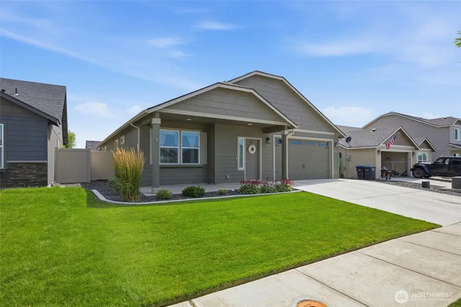 1403 E Nen Drive, Moses Lake, WA 98837 - #2
