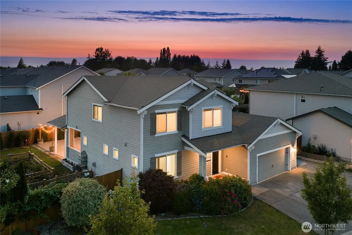 650 Mckinley Street, Enumclaw, WA 98022 - #1