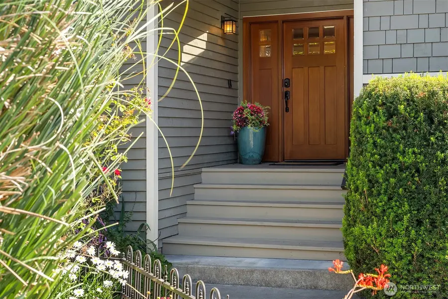 5601 Bradford Street, Seattle, WA 98116 - #3