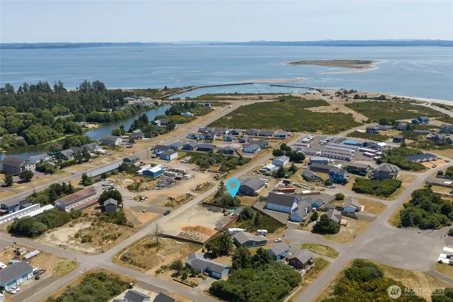 963 Silver King Avenue Se #4, Ocean Shores, WA 98569 - #3