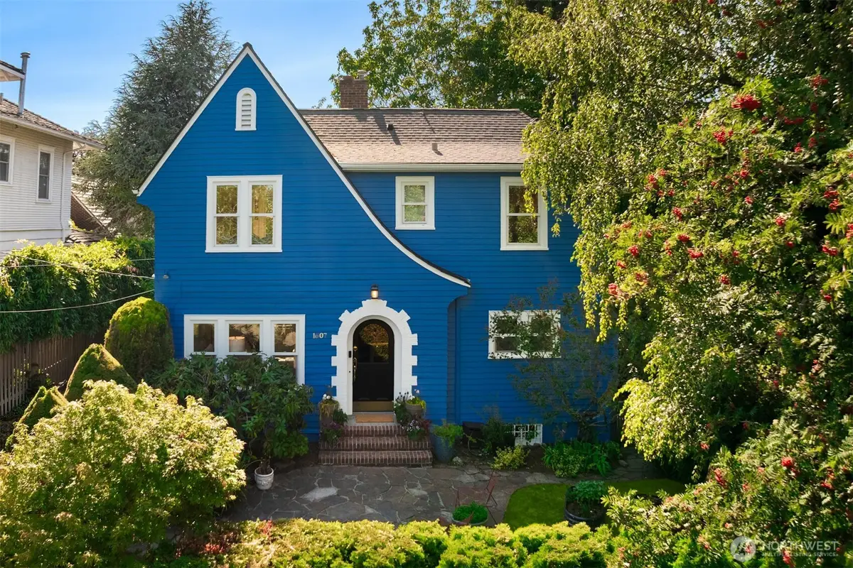 1607 34th Street, Seattle, WA 98122 - #1