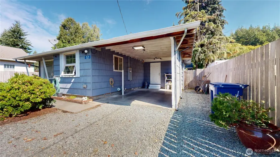 521 E Magnolia Avenue, Burlington, WA 98233 - #3
