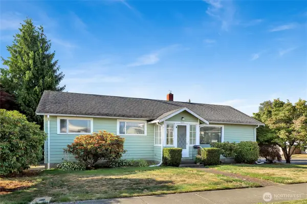 502 E Grover Street, Lynden, WA 98264