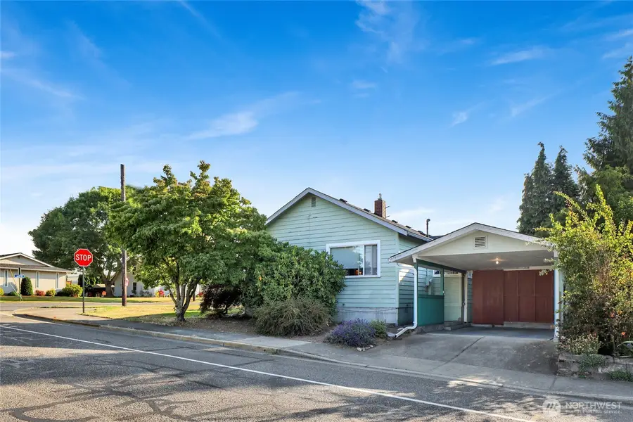 502 E Grover Street, Lynden, WA 98264 - #2