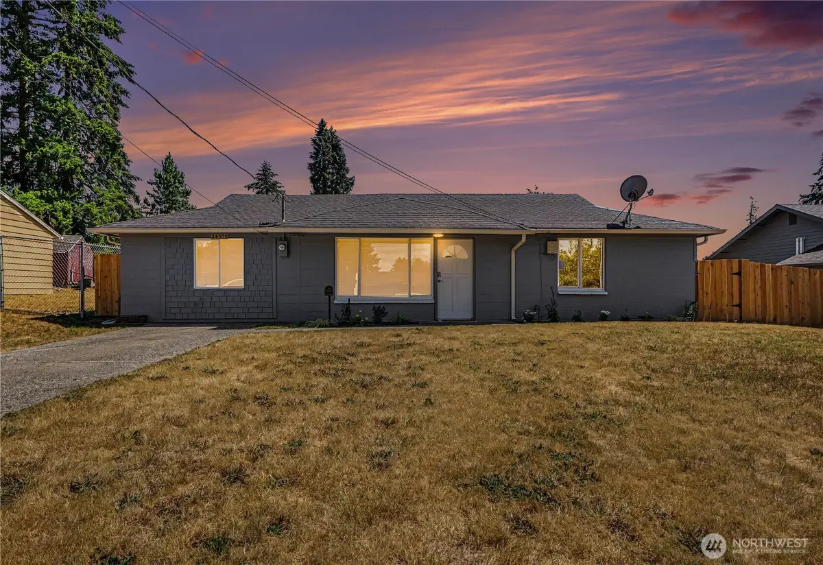 24305 58th Place W, Mountlake Terrace, WA 98043 - #1