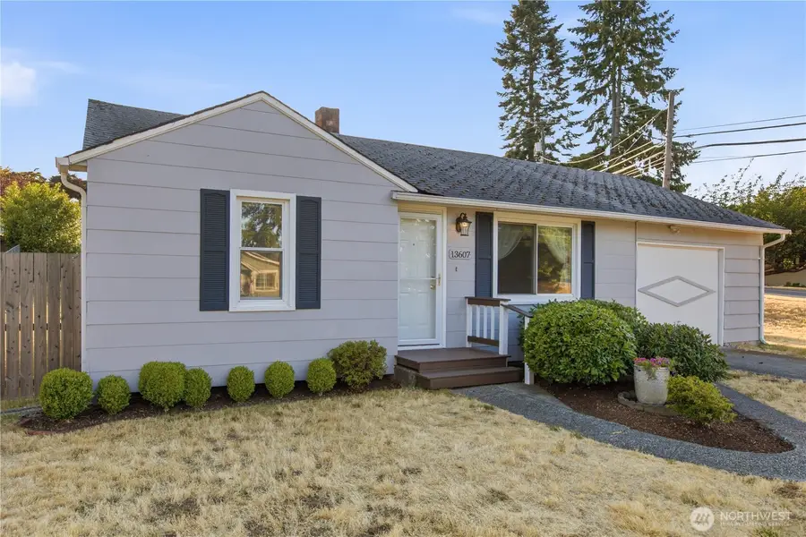 13607 2nd Avenue Sw, Seattle, WA 98166 - #2
