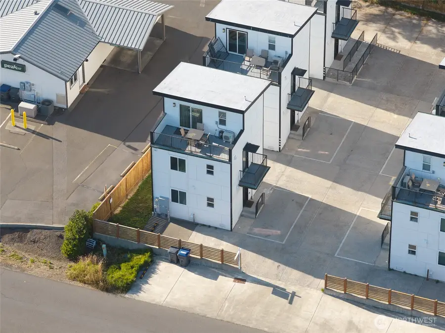 890 Magellan Avenue #1, Ocean Shores, WA 98569 - #2