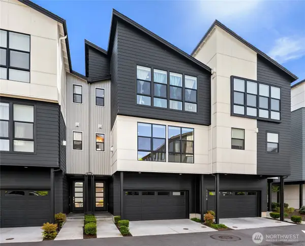 21907 25th St Se #Unit C, Bothell, WA 98021