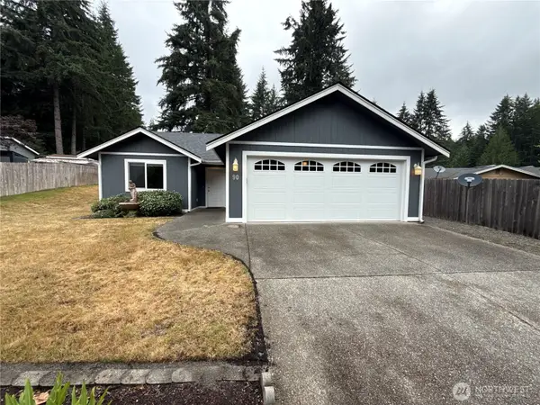 90 NE Harpoon Court, Belfair, WA 98528