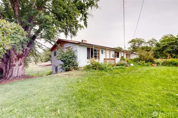 956 Brickner Road, College Place, WA 99324