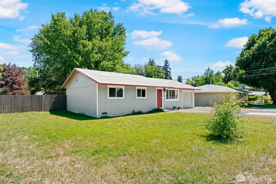 1306 N Water Street, Ellensburg, WA 98926 - #2