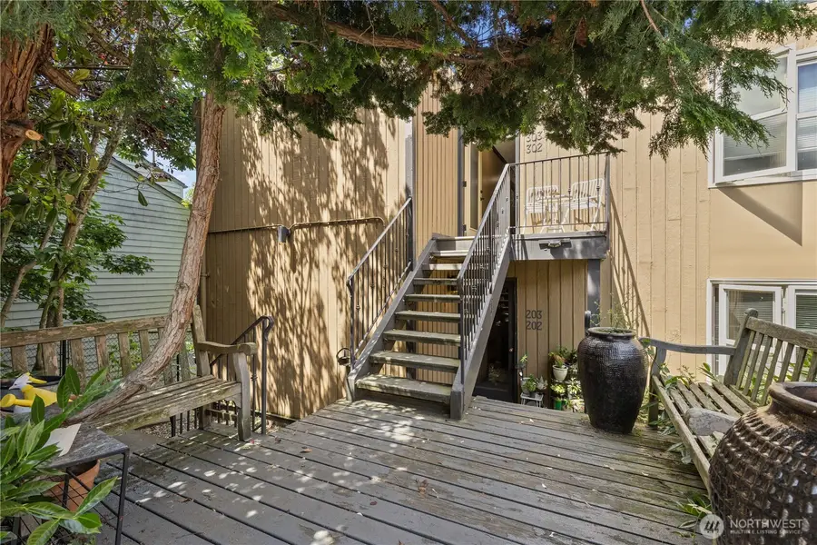 163 Etruria Street, Seattle, WA 98109 - #3