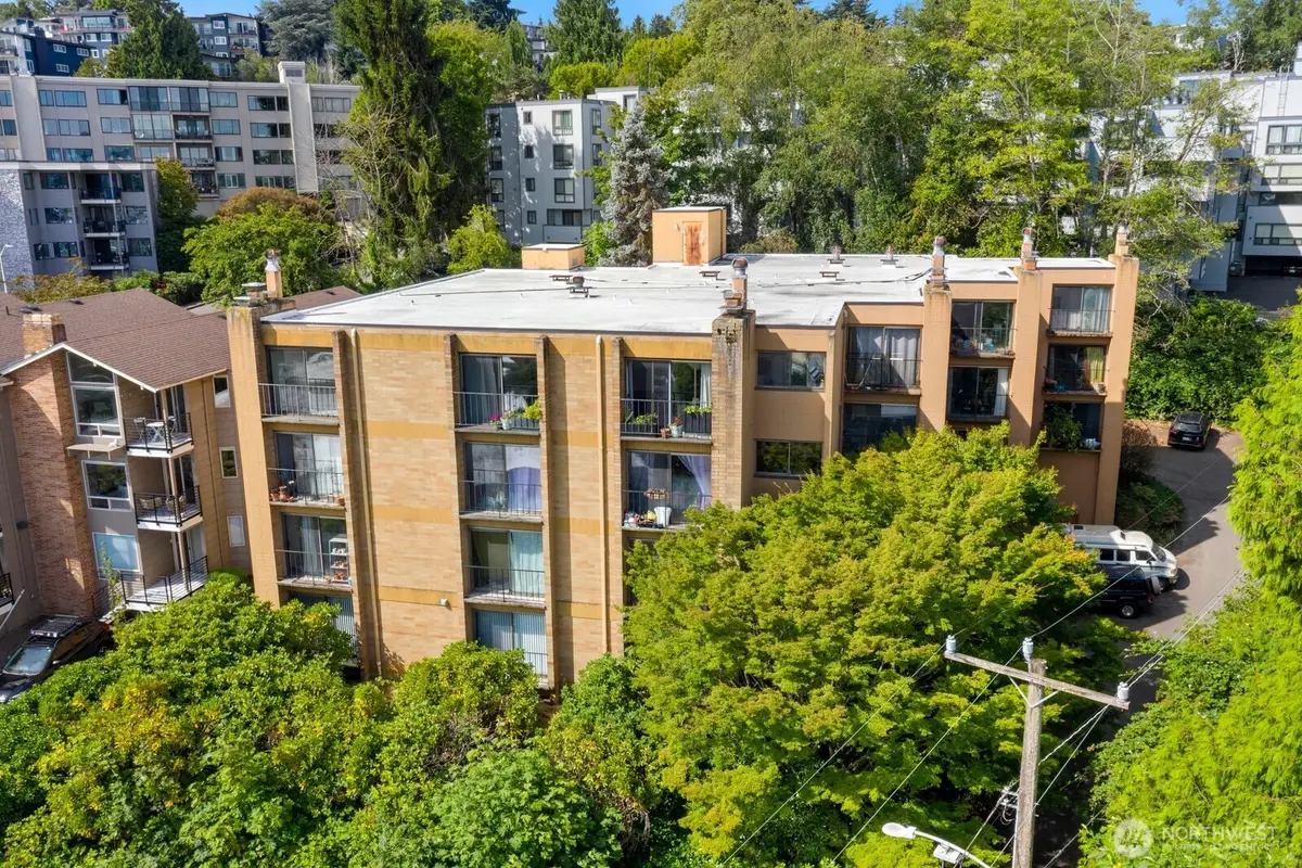 3710 25th Place W #405, Seattle, WA 98199 - #1