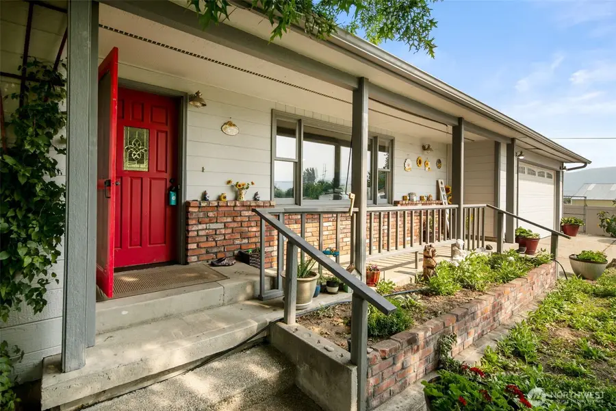 113 N Nile Avenue, East Wenatchee, WA 98802 - #3