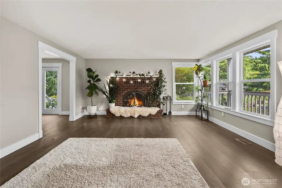 7815 W. Tapps Hwy E, Bonney Lake, WA 98391 - #2