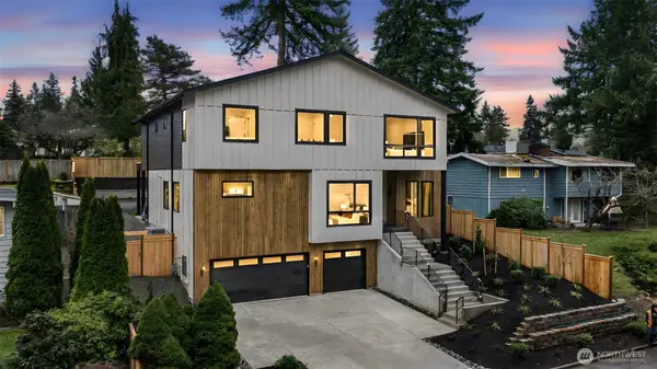 14 158th Place Ne, Bellevue, WA 98008