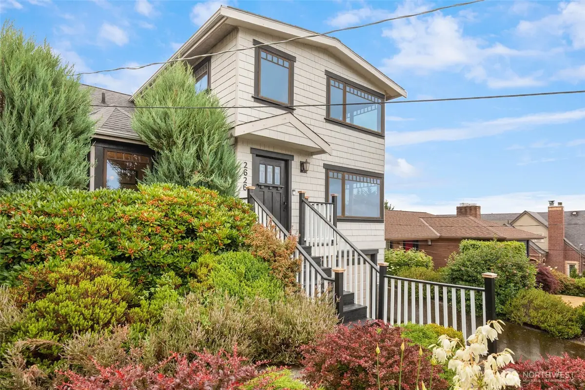 2626 W Boston Street, Seattle, WA 98199 - #1