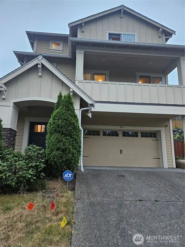 909 SW 338th Street #59, Federal Way, WA 98023