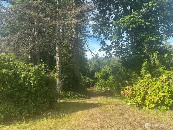 0 Lake Drive #9, Camano Island, WA 98282