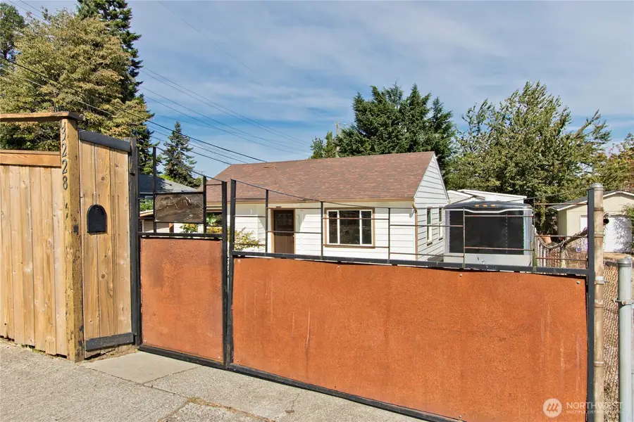 3228 SW 97th Street, Seattle, WA 98126 - #2