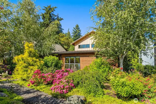 175 Wood Avenue Sw, Bainbridge Island, WA 98110