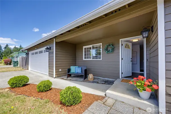 19782 Mosjon Circle Ne, Poulsbo, WA 98370
