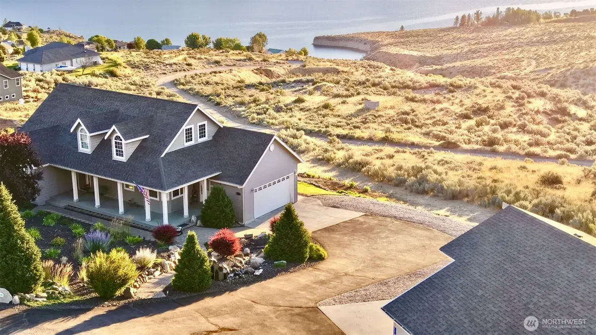 45720 Geostar Drive, Grand Coulee, WA 99133 - #1