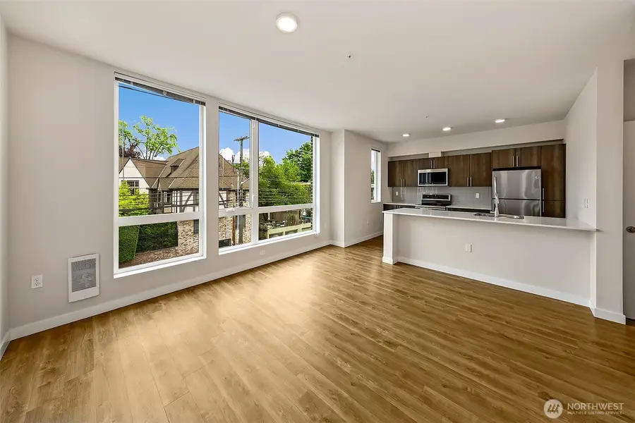 121 12th Avenue E #409, Seattle, WA 98102 - #2