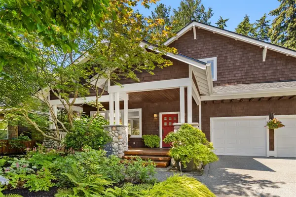 687 Tiffany Meadows Drive Ne, Bainbridge Island, WA 98110