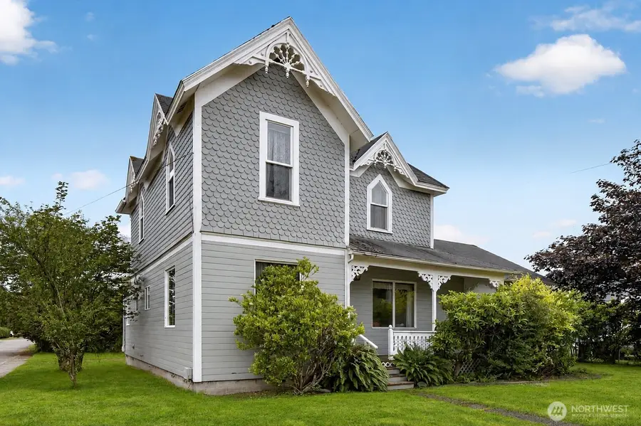 231 Spruce Street, Ilwaco, WA 98624 - #2