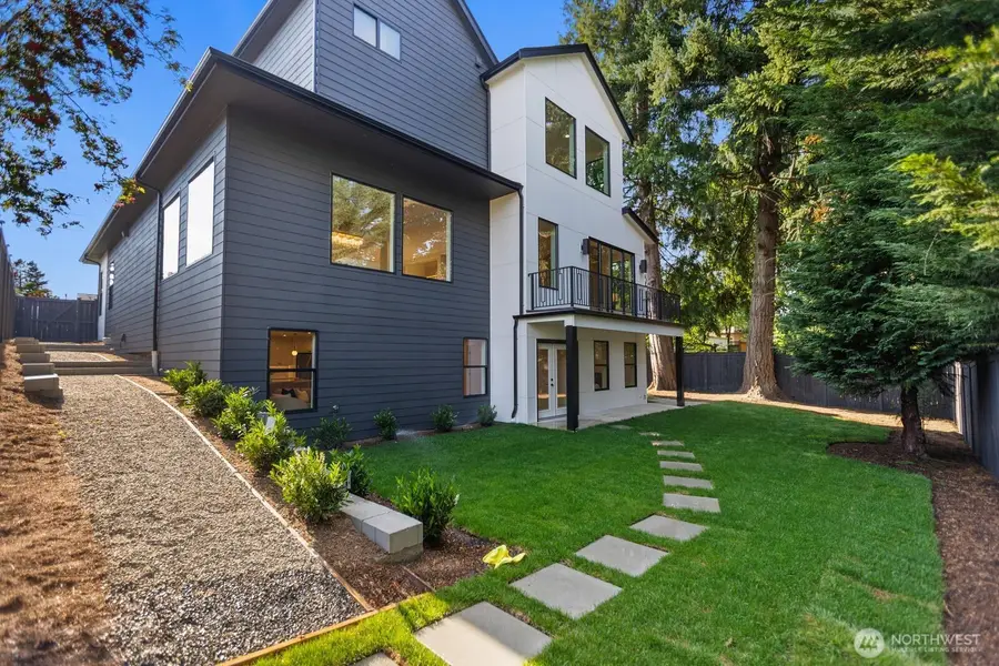 1626 172nd Avenue Ne, Bellevue, WA 98008 - #3
