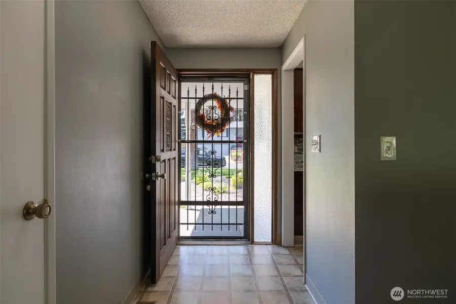 5211 W Myrtlewood Court, Spokane, WA 99208 - #2