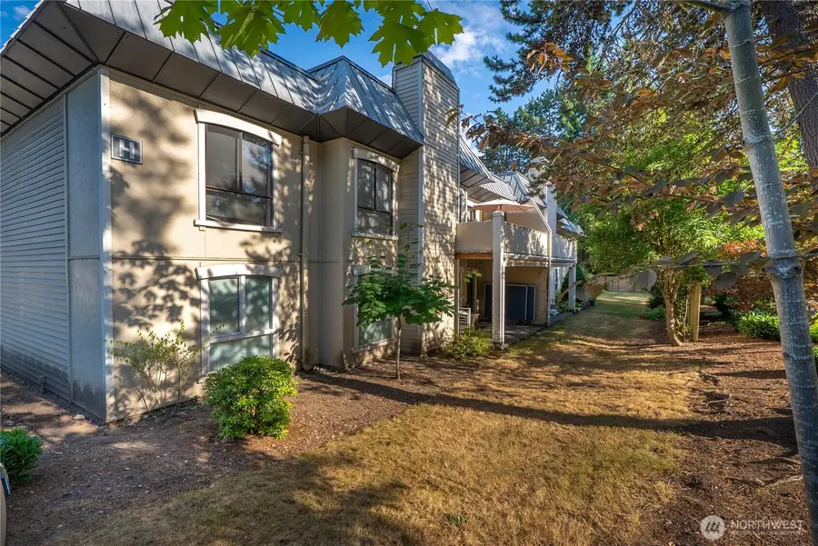 10221 NE 16th Street #H7, Bellevue, WA 98004 - #3
